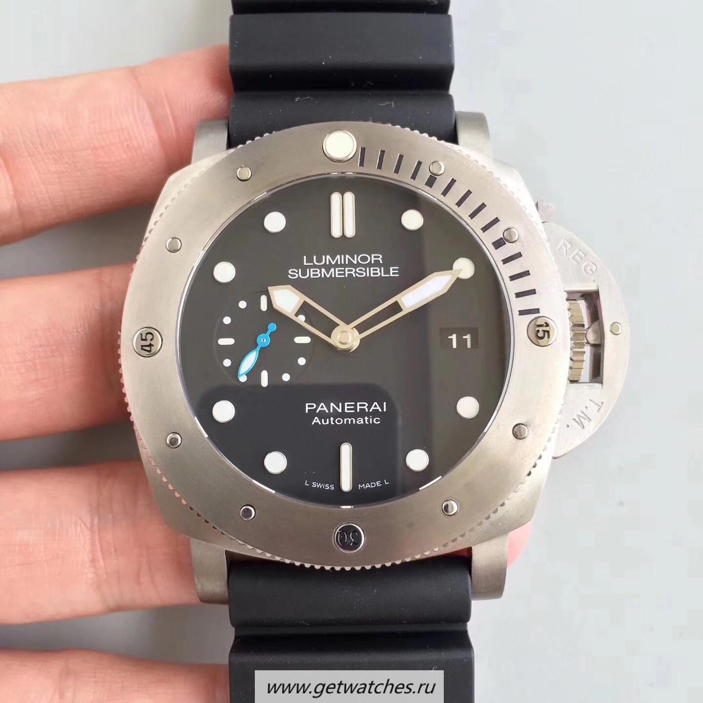 Best Price Pa*e*a1 Luminor Marina Submersible PAM683 VSF SS Black Dial P9010